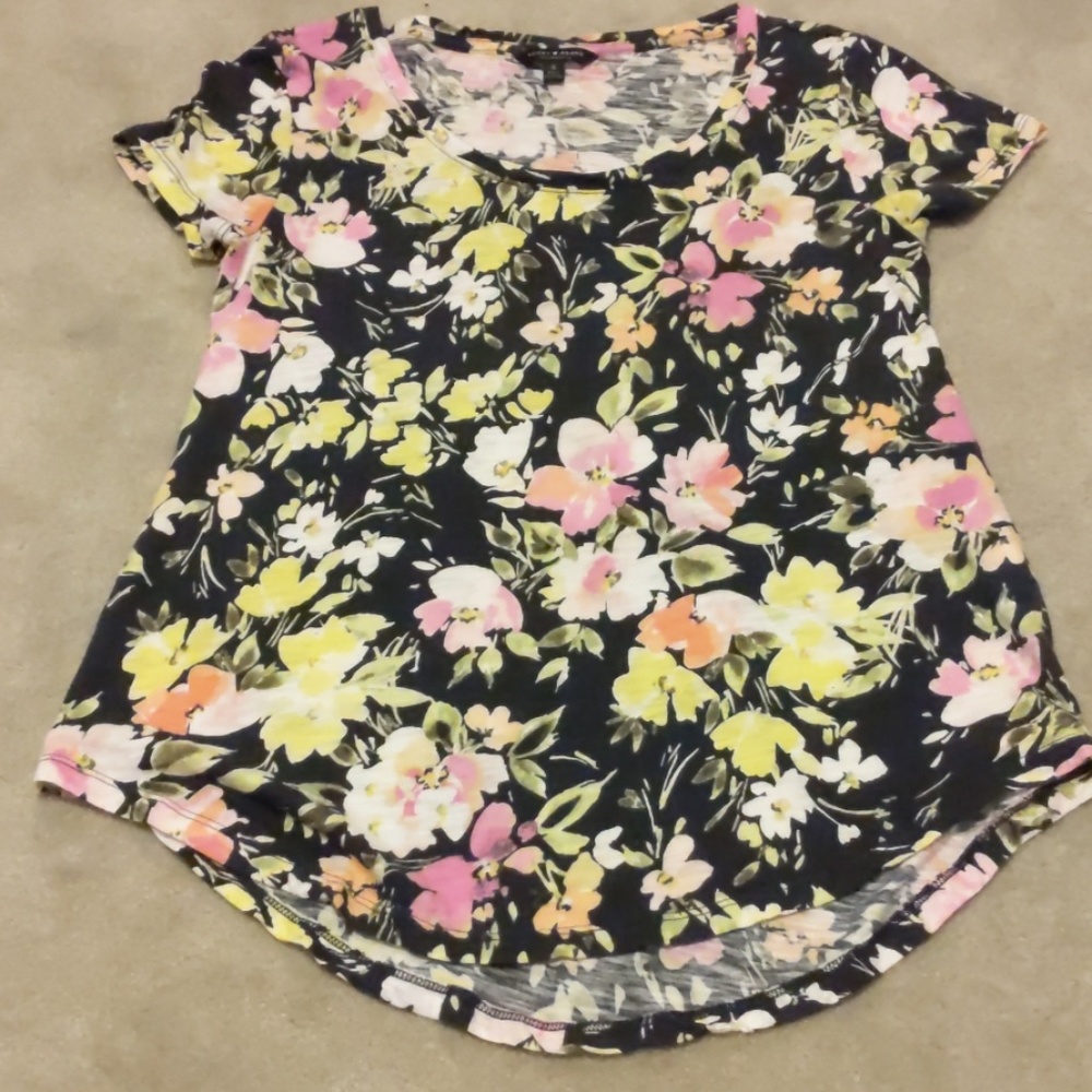 Lucky Brand flower t-shirt